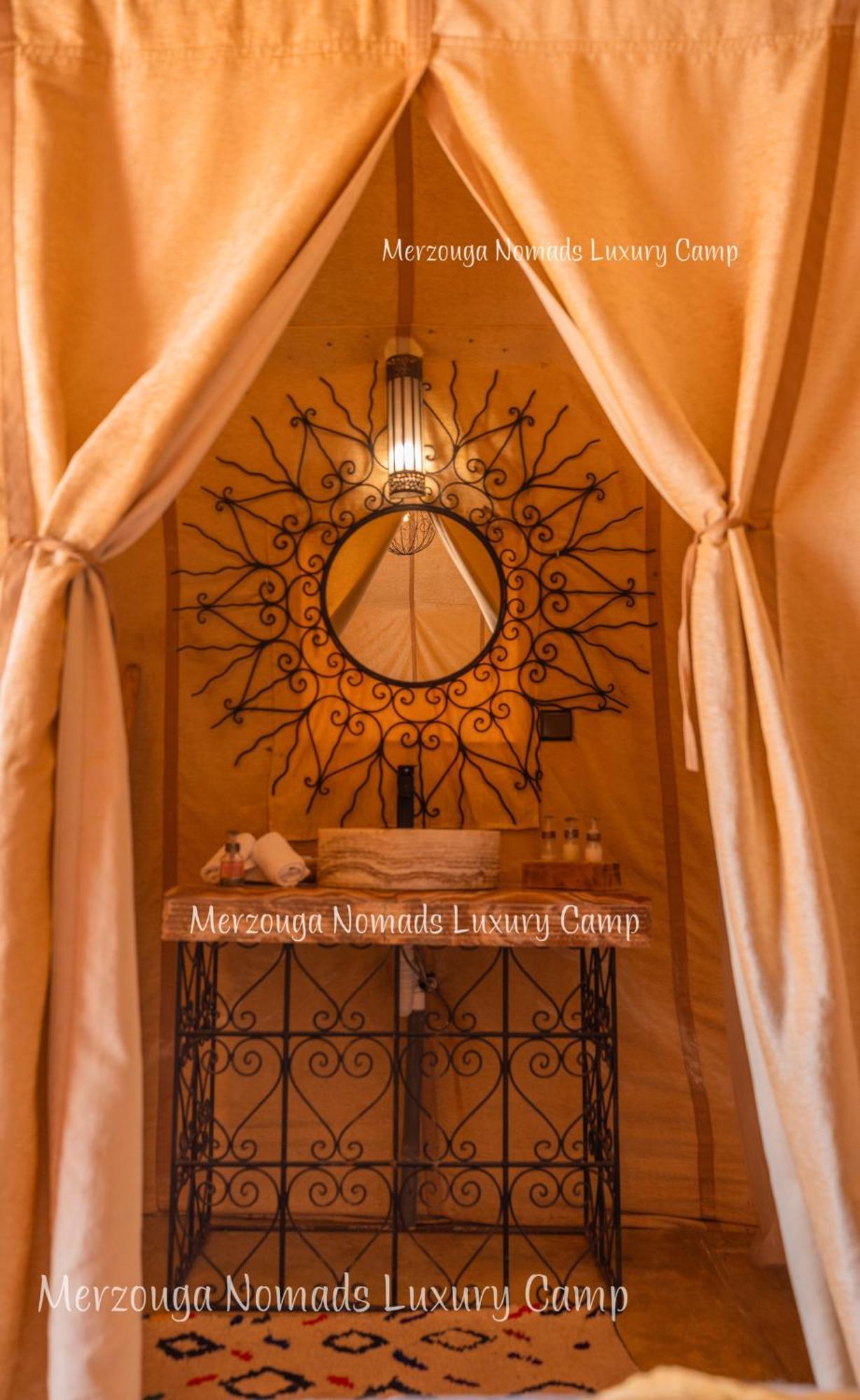 Merzouga Nomads Luxury Camp Ngoại thất bức ảnh