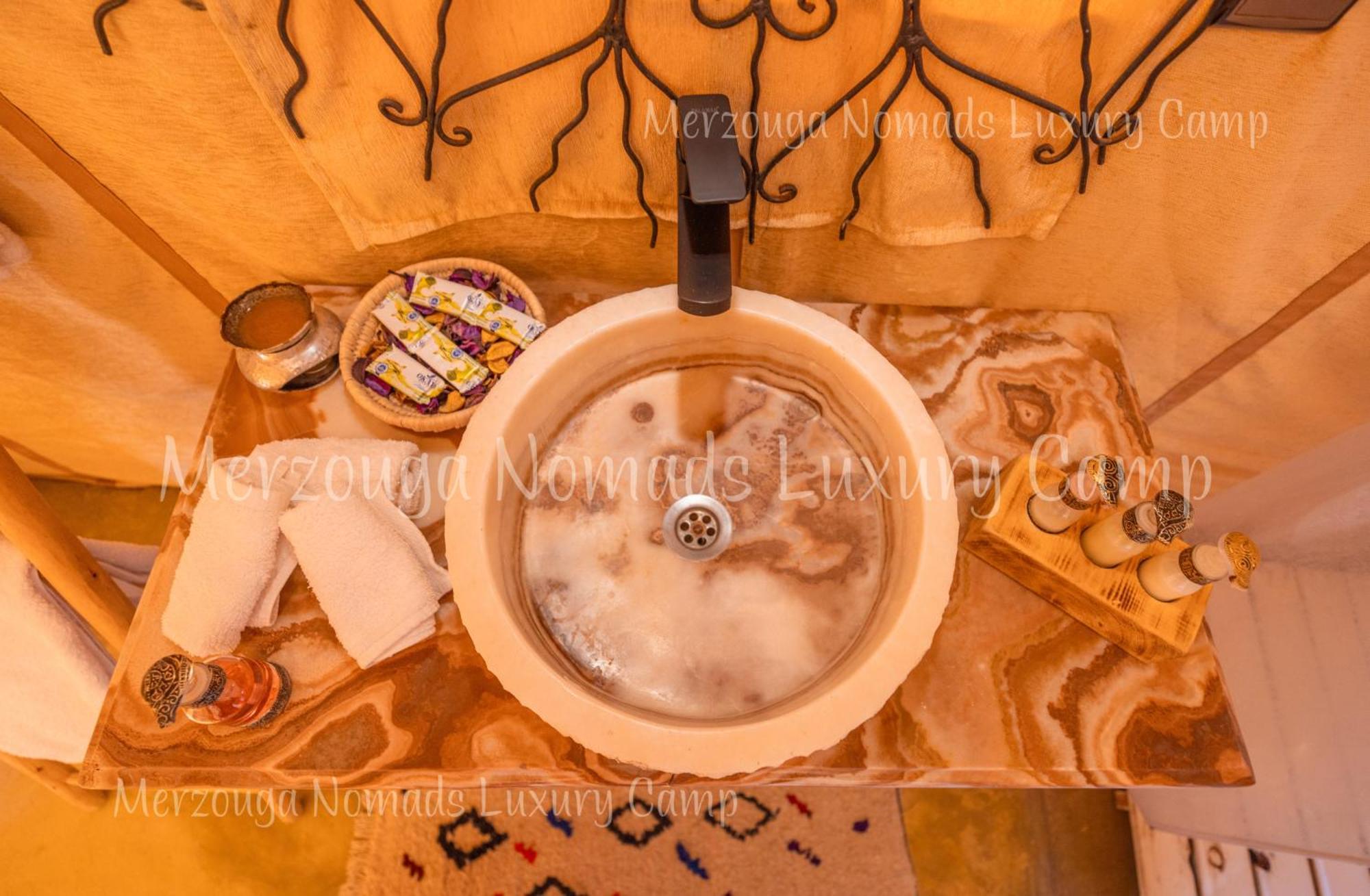Merzouga Nomads Luxury Camp Ngoại thất bức ảnh